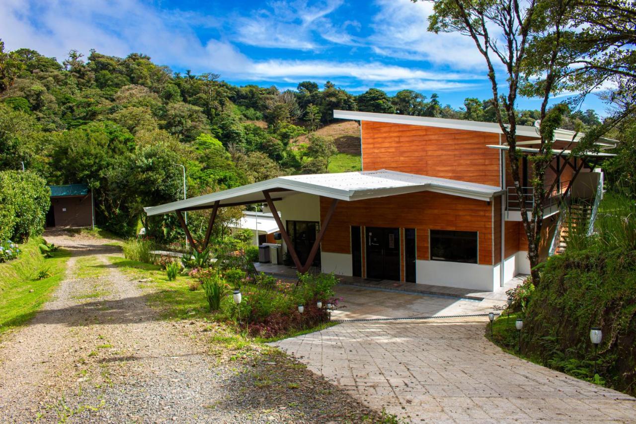 Burbi Lake Lodge Monteverde Exterior photo