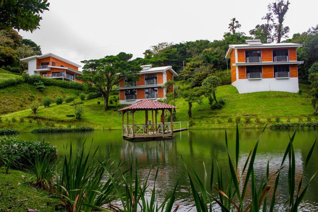 Burbi Lake Lodge Monteverde Exterior photo