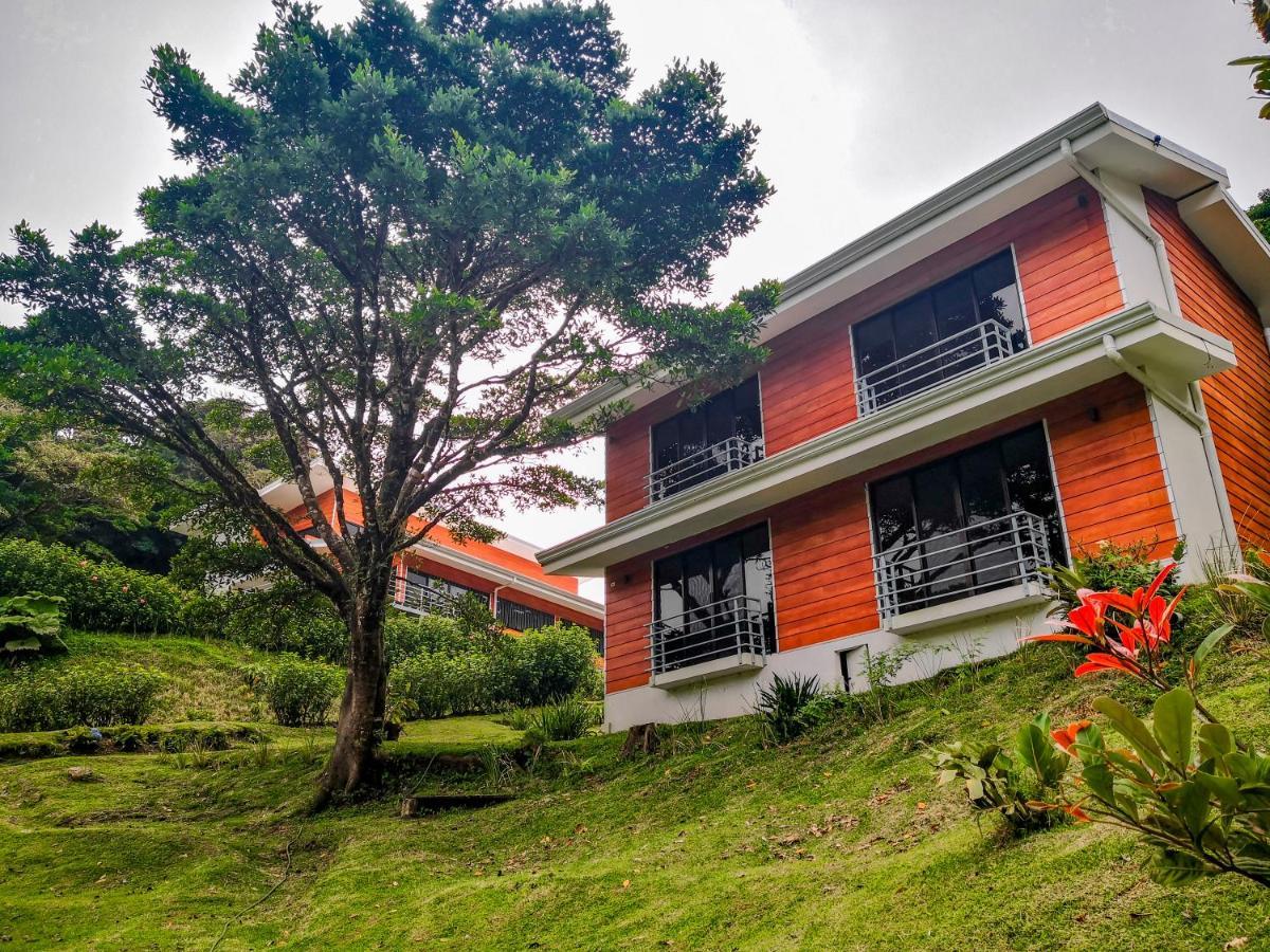Burbi Lake Lodge Monteverde Exterior photo