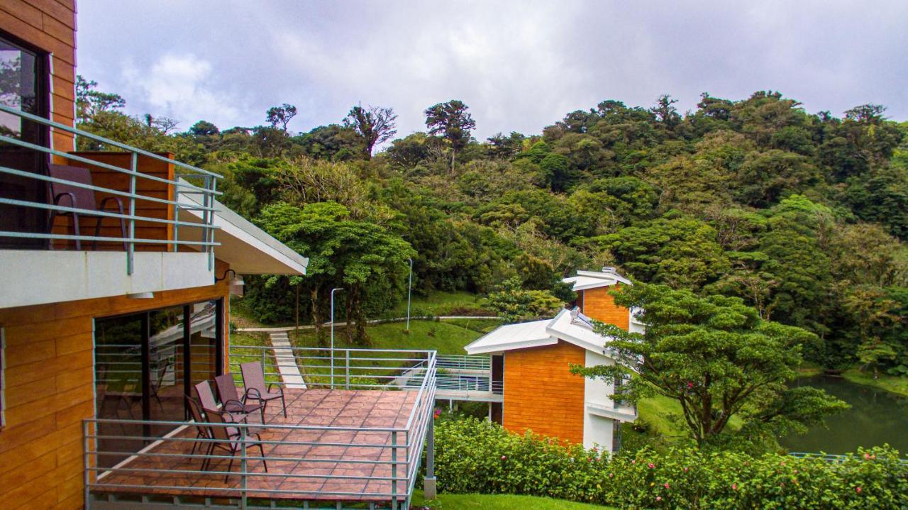 Burbi Lake Lodge Monteverde Exterior photo