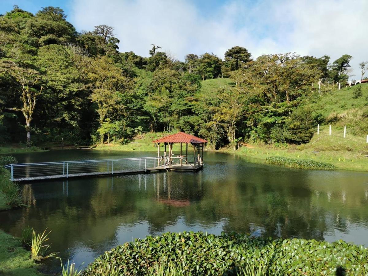 Burbi Lake Lodge Monteverde Exterior photo
